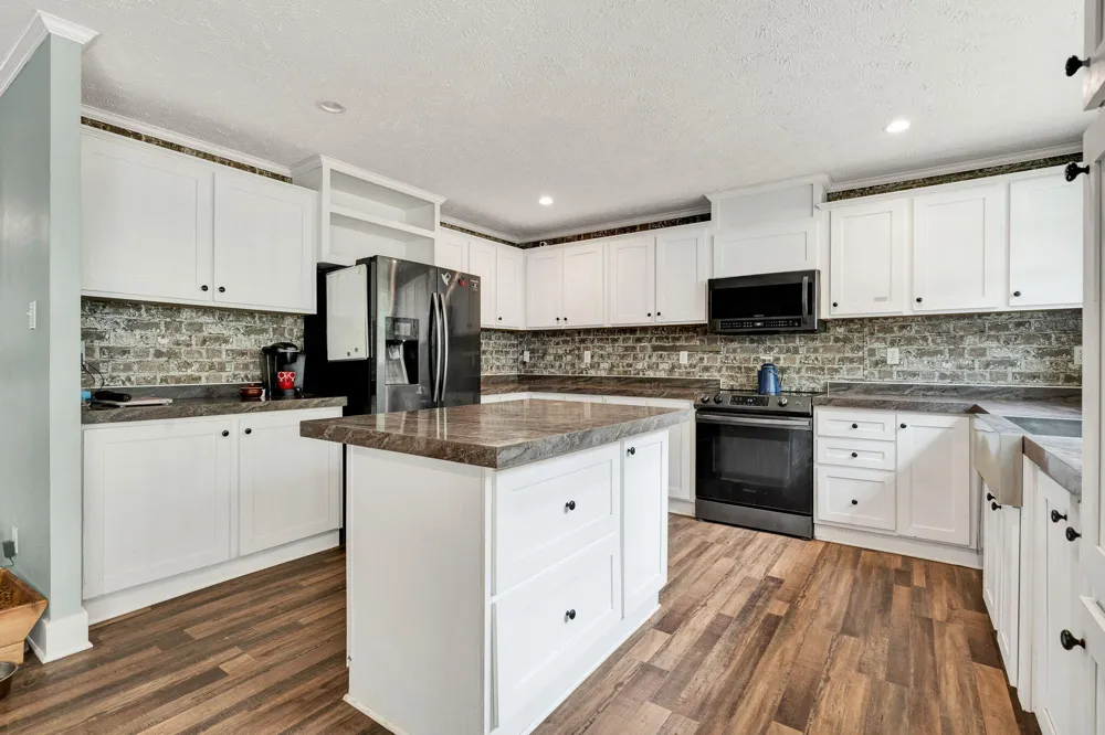 326 Mcclure Road Benton, TN 37307