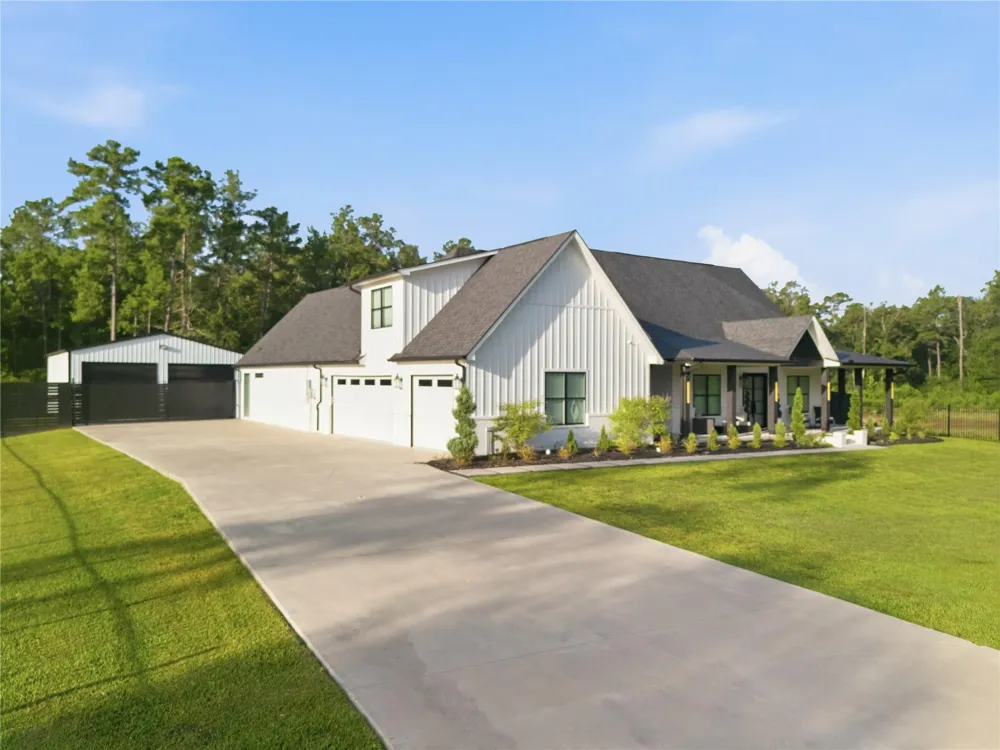 6830 Empire Way Lumberton, TX 77657
