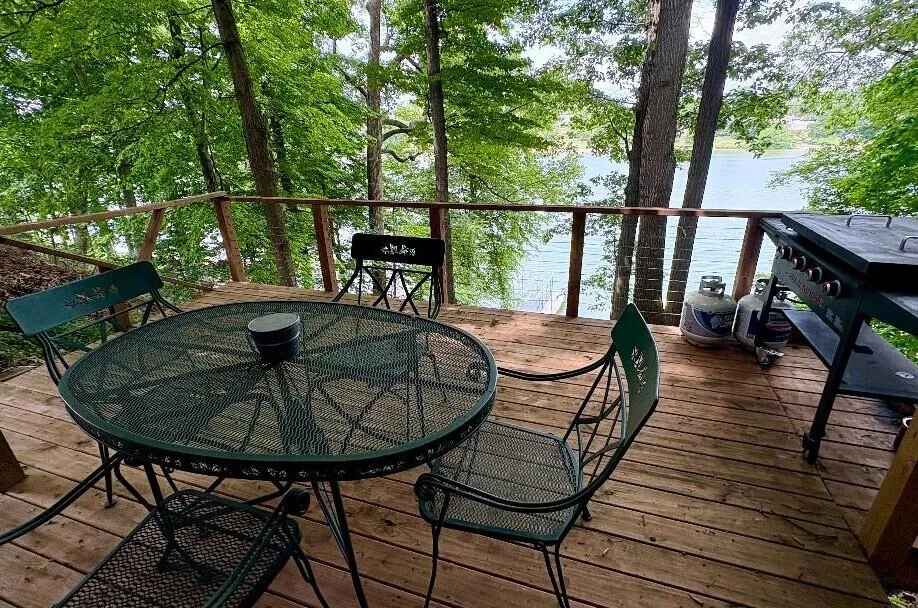 6539 Noffke Drive Caledonia, MI 49316