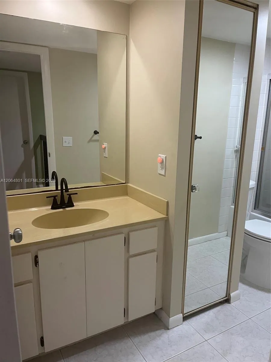 4213 42nd Way West Palm Beach, FL 33407