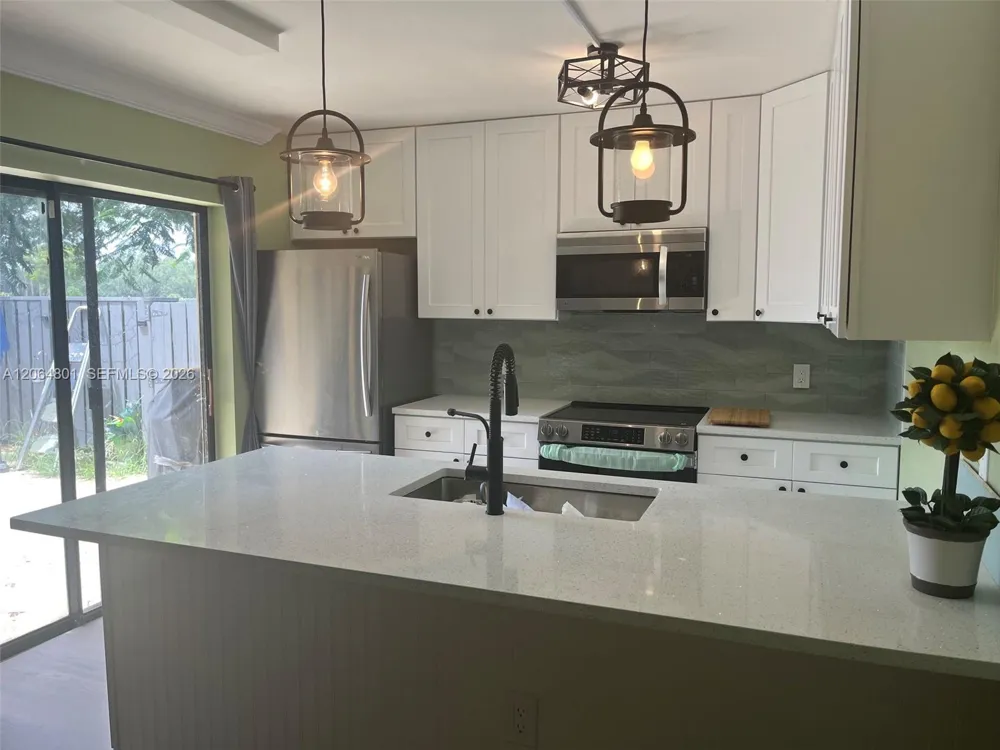 4213 42nd Way West Palm Beach, FL 33407