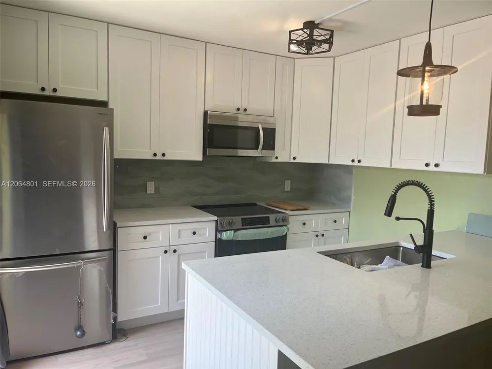 4213 42nd Way West Palm Beach, FL 33407