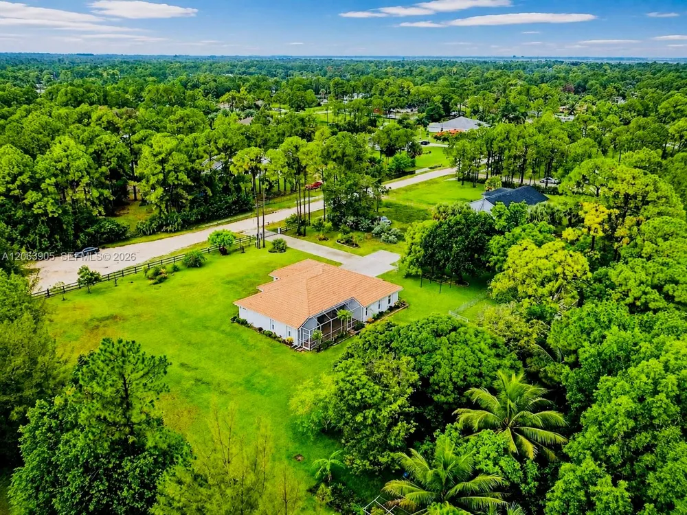 17025 84th Ct N Loxahatchee, FL 33470