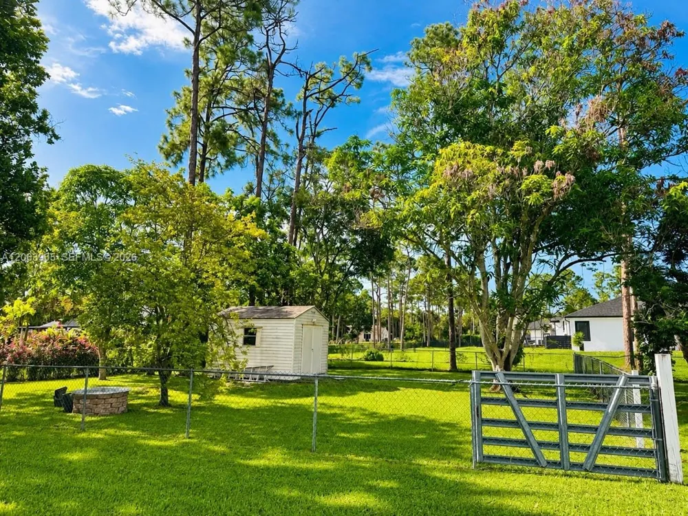 17025 84th Ct N Loxahatchee, FL 33470