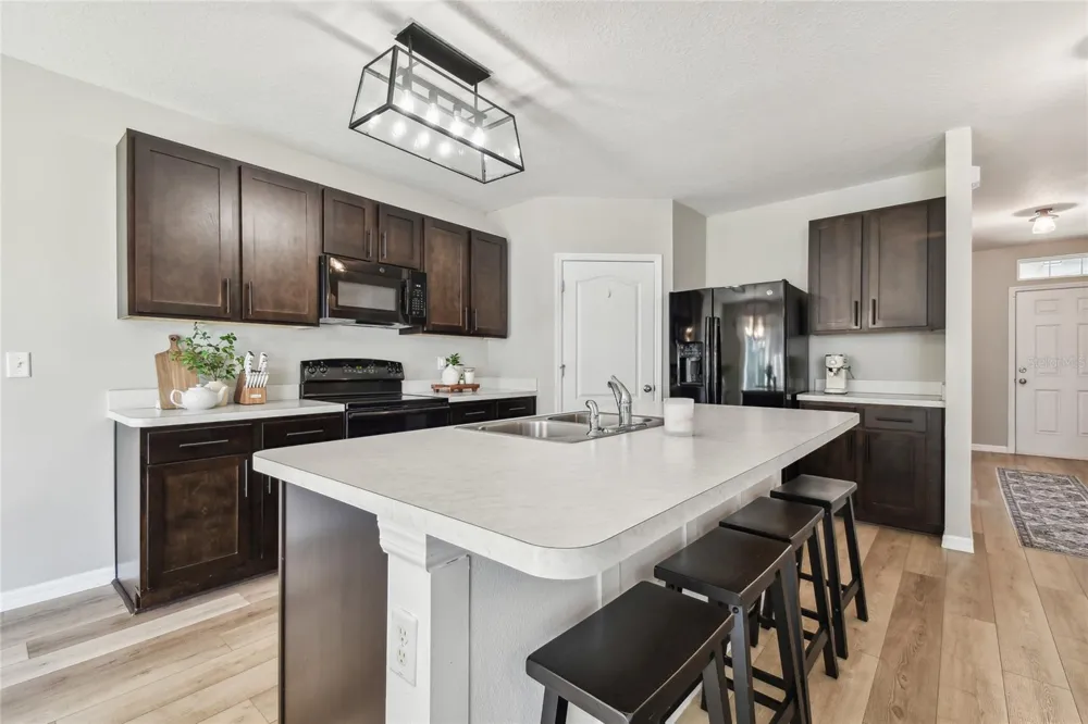 3416 SAN MOISE PLACE Plant City, FL 33567