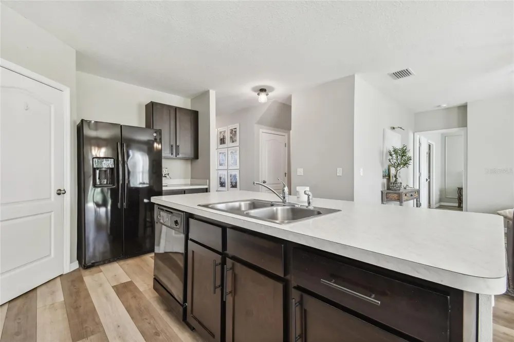 3416 SAN MOISE PLACE Plant City, FL 33567