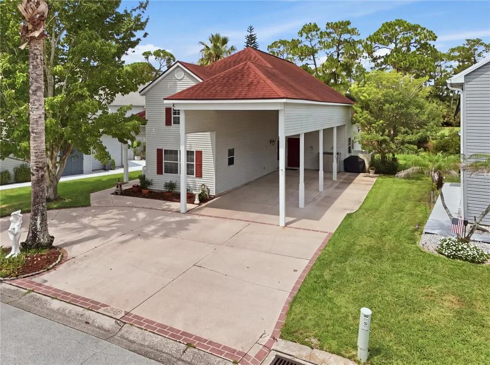 523 FAIRWAYS DRIVE #523 Titusville, FL 32780