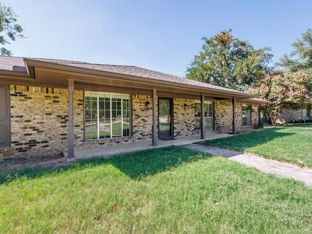 8 Canyon Creek Drive Brownwood, TX 76801