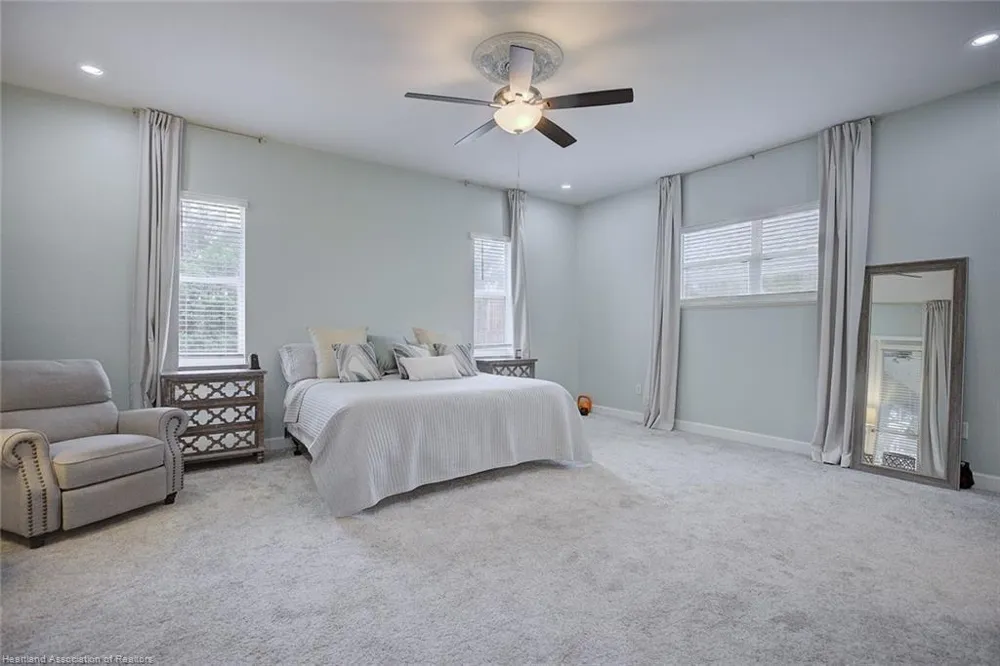 188 HUNTLEY OAKS BOULEVARD Lake Placid, FL 33852