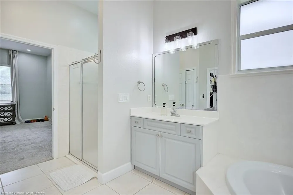188 HUNTLEY OAKS BOULEVARD Lake Placid, FL 33852