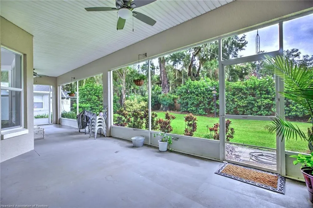 188 HUNTLEY OAKS BOULEVARD Lake Placid, FL 33852
