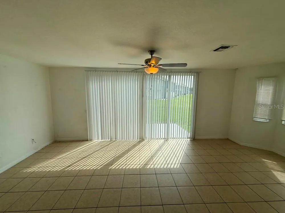 833 CARIBBEAN DRIVE #A Davenport, FL 33897