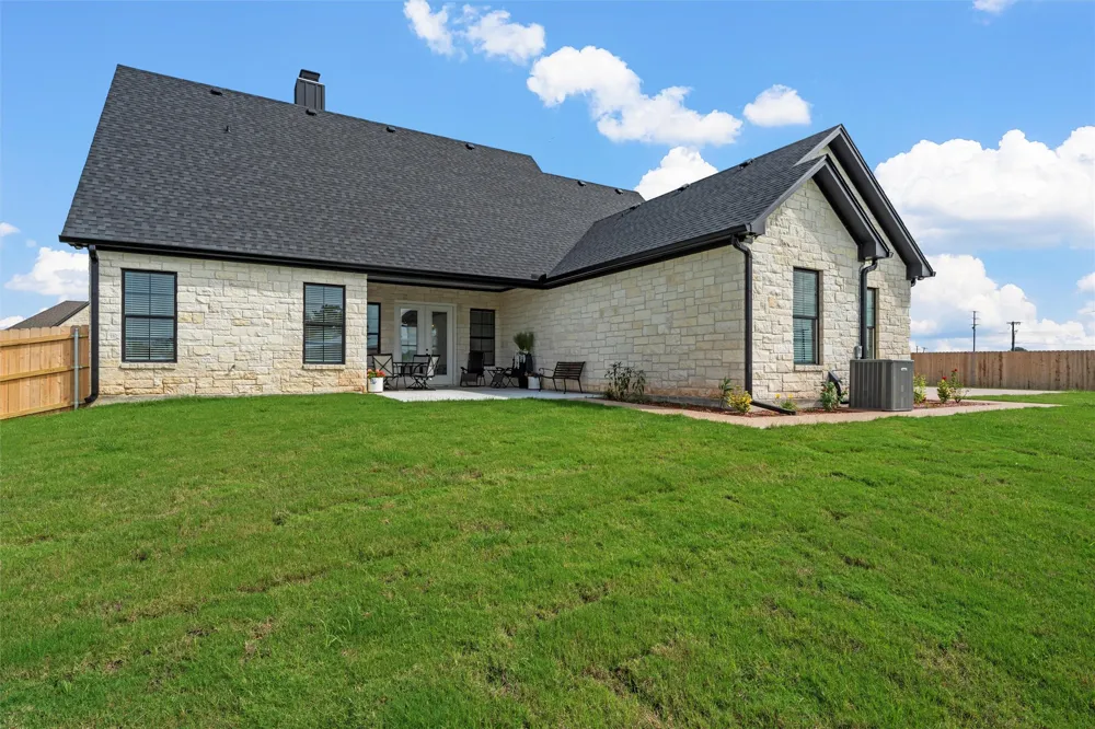 113 Water View Lane Robinson, TX 76706