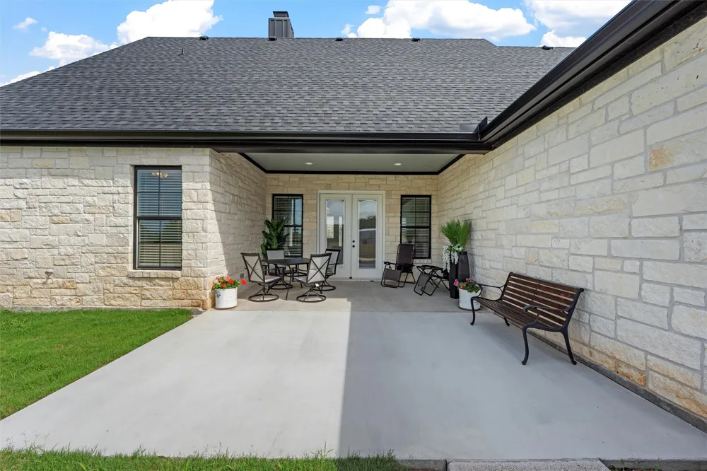 113 Water View Lane Robinson, TX 76706