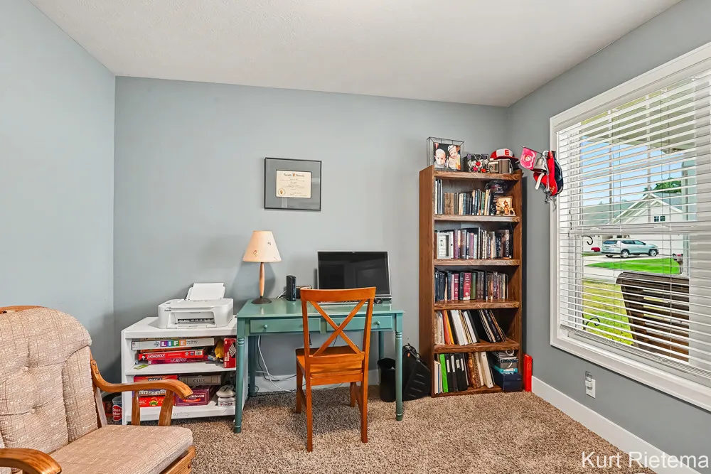3482 S Riverwalk Drive Hamilton, MI 49419