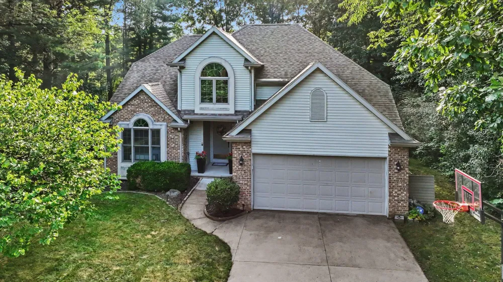 7220 Stoney Creek Drive Augusta, MI 49012