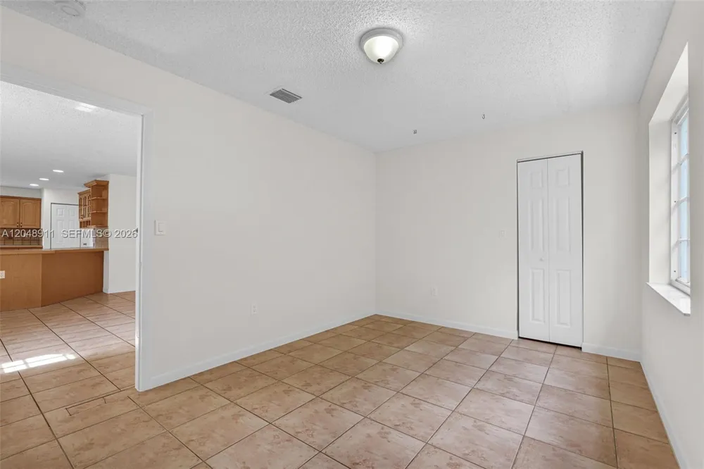 19200 SW 216th St Miami, FL 33170
