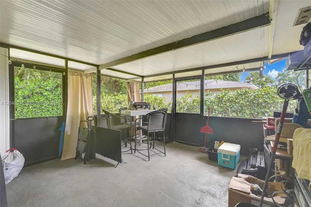 19200 SW 216th St Miami, FL 33170
