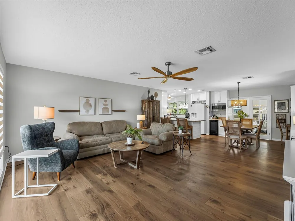 2915 WEBBER STREET Sarasota, FL 34239