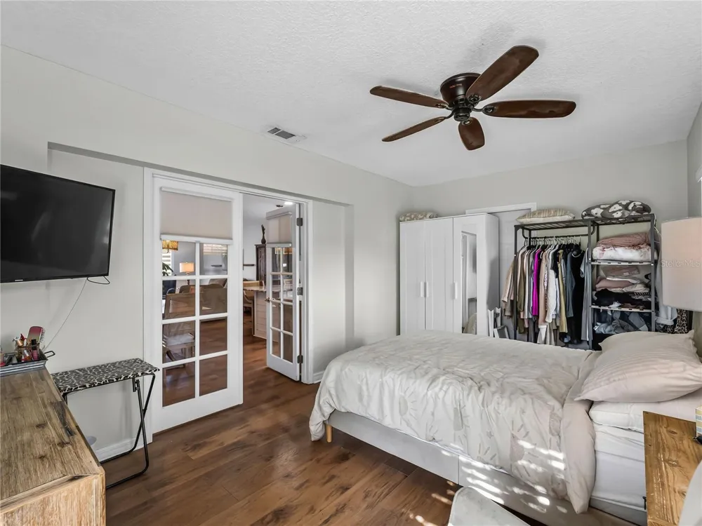 2915 WEBBER STREET Sarasota, FL 34239