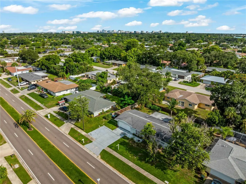 2915 WEBBER STREET Sarasota, FL 34239