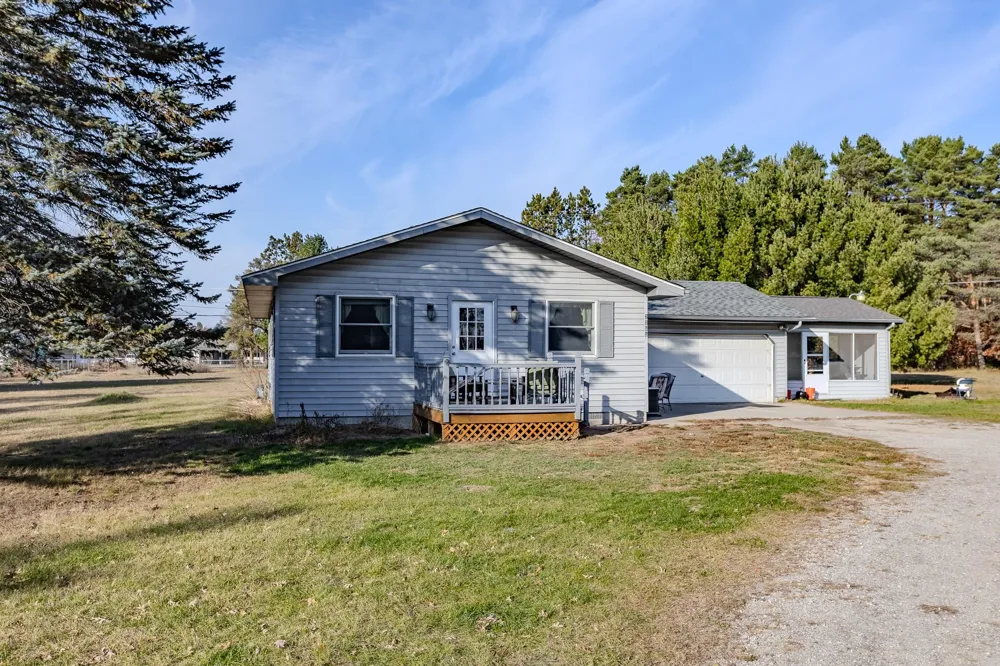 2265 Michigan Avenue Mills Township, MI 48756