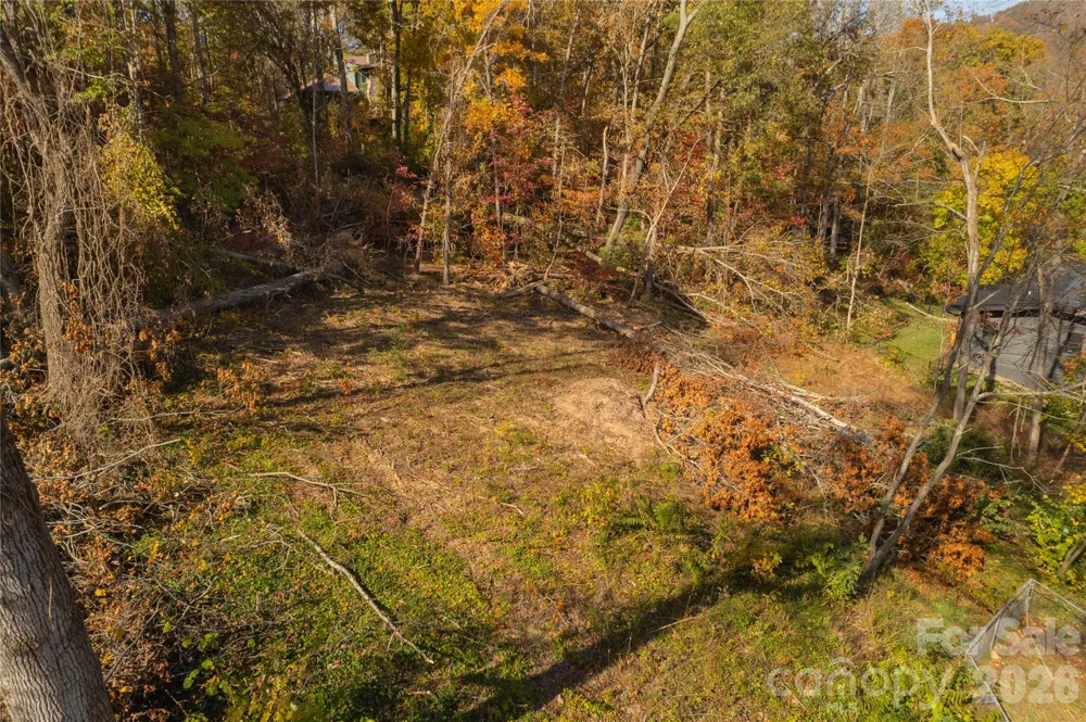 13 Bassett Road Asheville, NC 28804