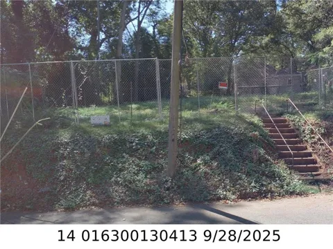1804 E Farris Avenue