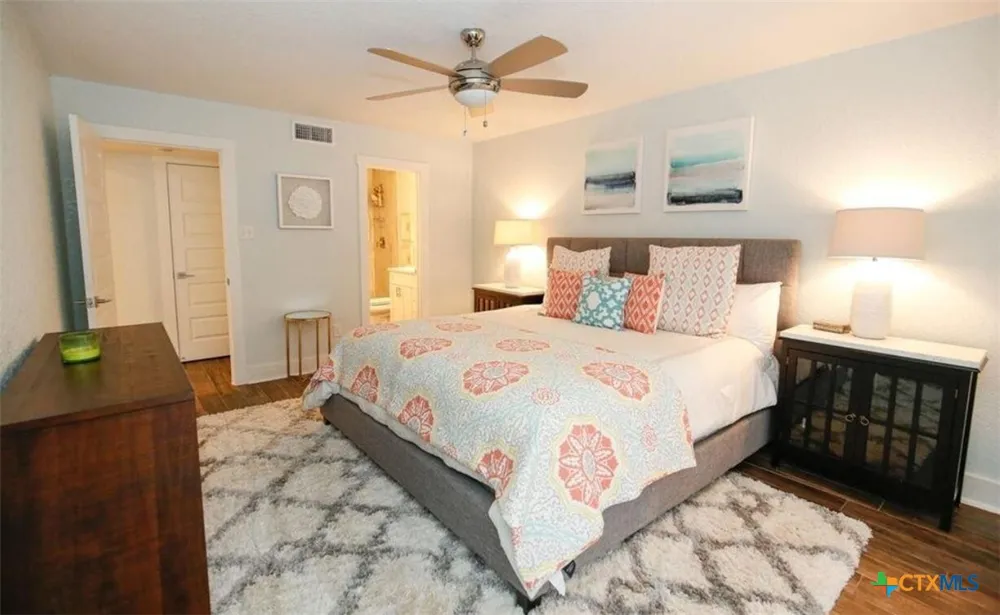 104 Cove East #107 Horseshoe Bay, TX 78657