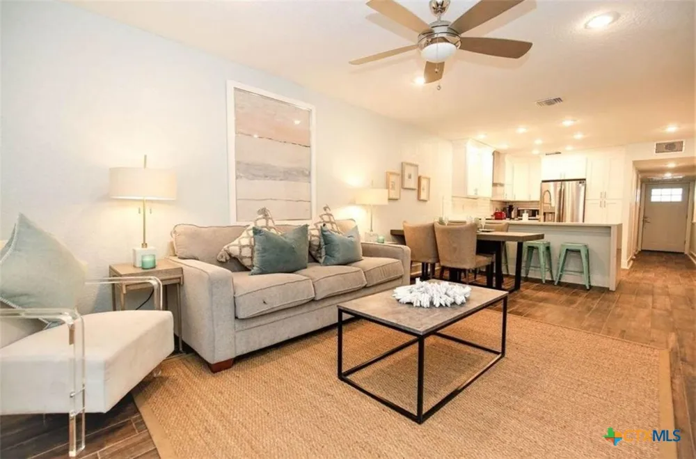 104 Cove East #107 Horseshoe Bay, TX 78657