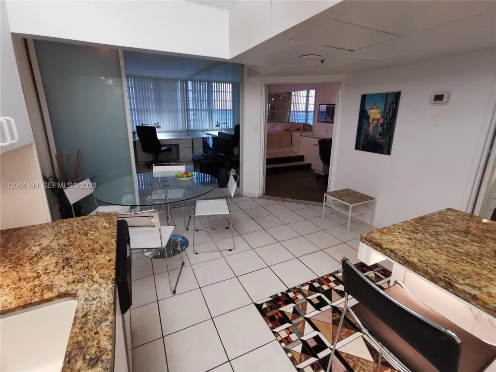 100 Lincoln Rd #1424 Miami Beach, FL 33139