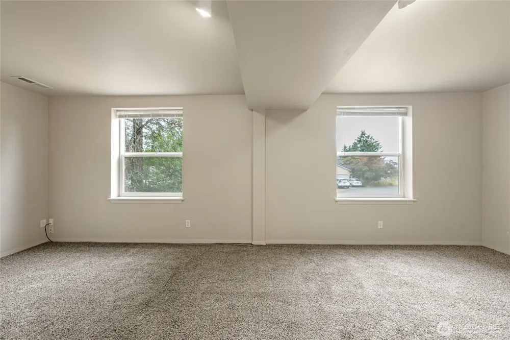6387 NW Aileron Court Silverdale, WA 98383