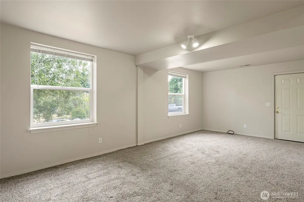 6387 NW Aileron Court Silverdale, WA 98383