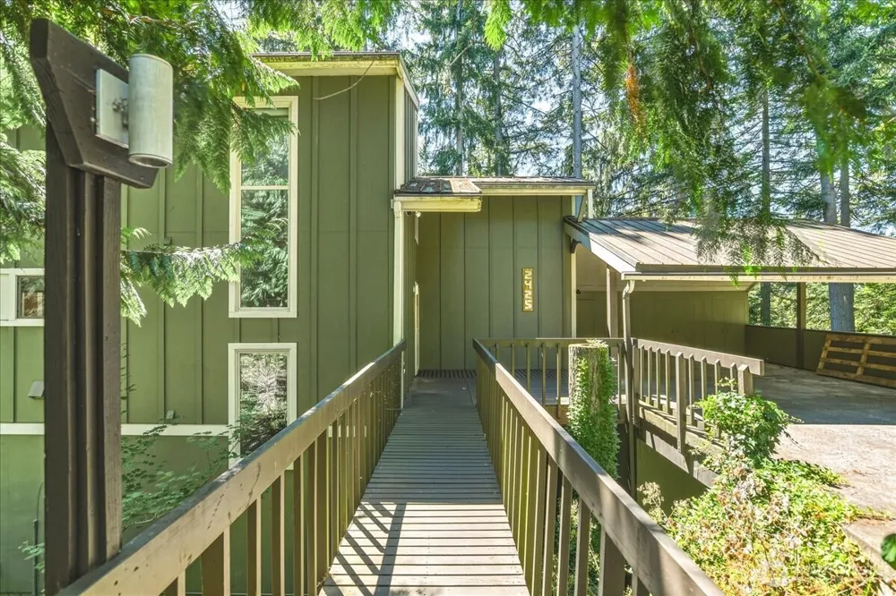 2425 Archwood Drive Longview, WA 98632