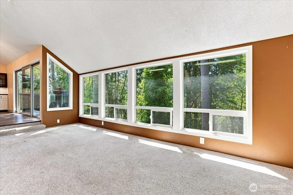 2425 Archwood Drive Longview, WA 98632