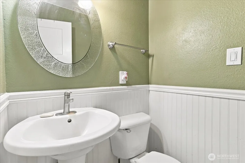 2425 Archwood Drive Longview, WA 98632