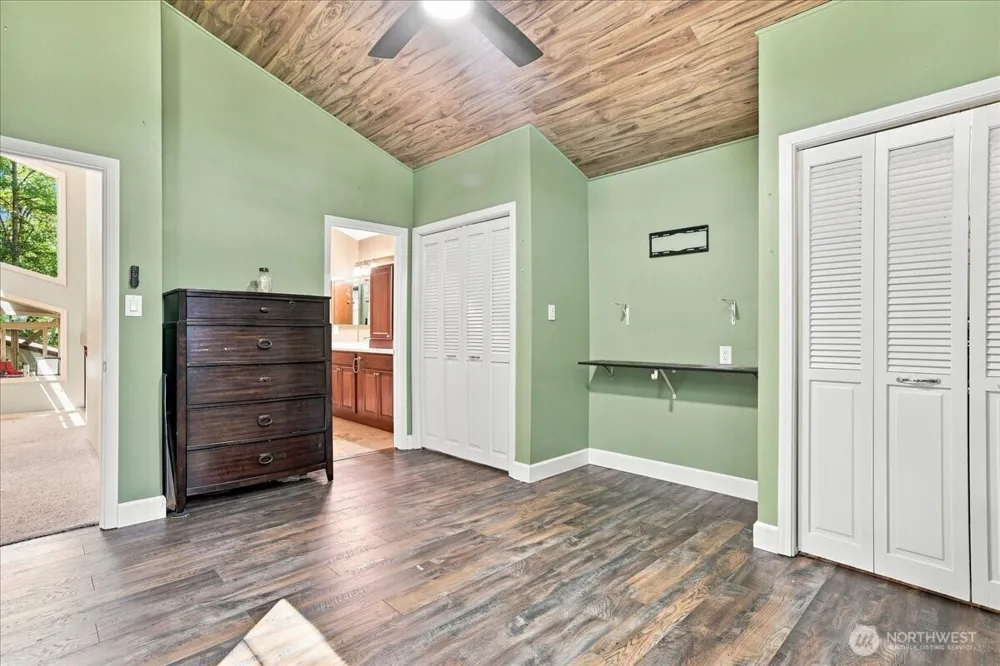 2425 Archwood Drive Longview, WA 98632