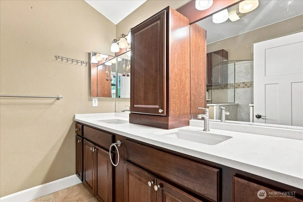 2425 Archwood Drive Longview, WA 98632