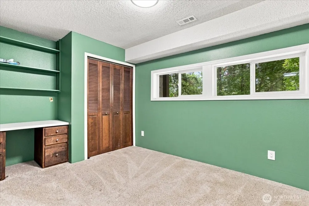 2425 Archwood Drive Longview, WA 98632