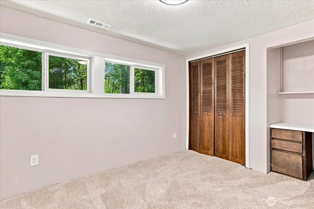 2425 Archwood Drive Longview, WA 98632