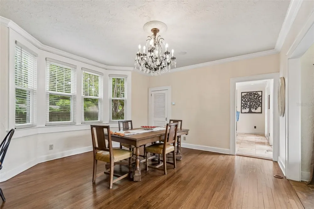 2518 GRANADA CIRCLE E St Petersburg, FL 33712