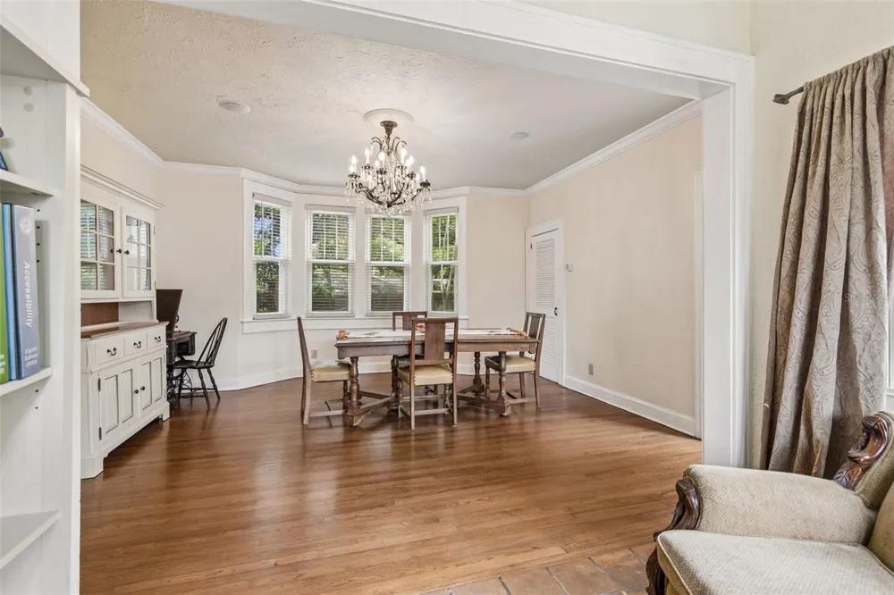 2518 GRANADA CIRCLE E St Petersburg, FL 33712