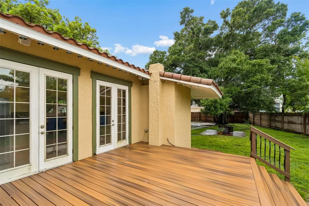 2518 GRANADA CIRCLE E St Petersburg, FL 33712