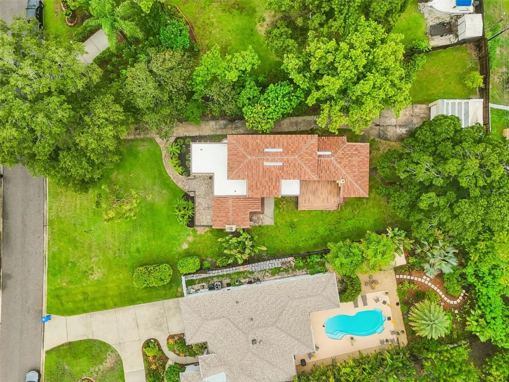 2518 GRANADA CIRCLE E St Petersburg, FL 33712