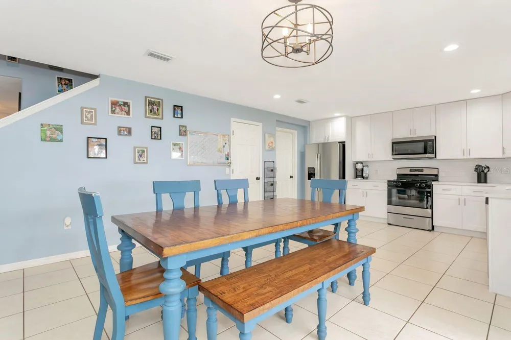 6818 WATERTON DRIVE Riverview, FL 33578