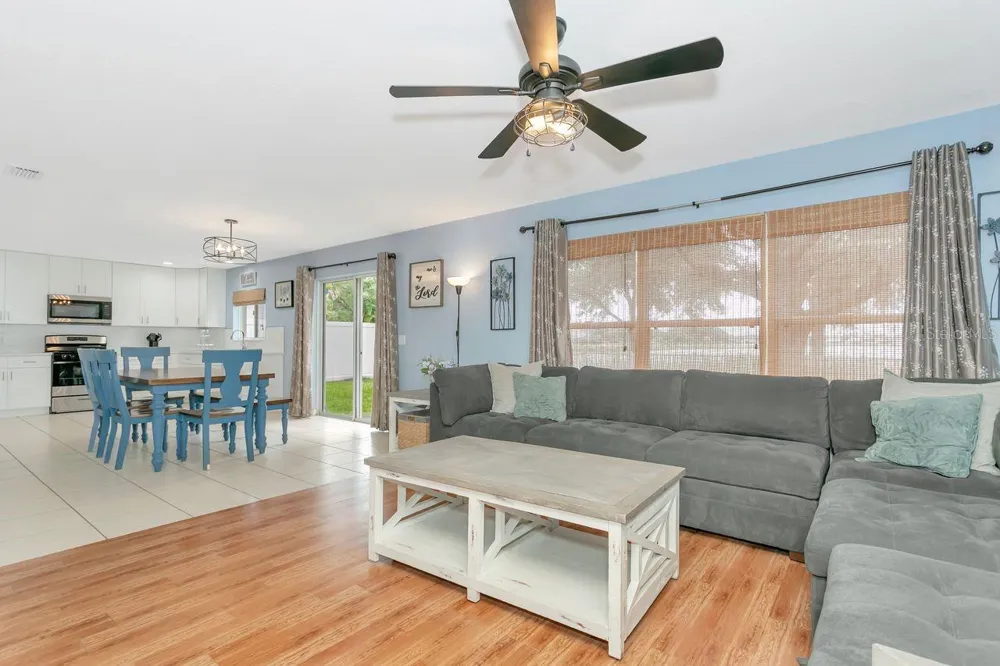 6818 WATERTON DRIVE Riverview, FL 33578