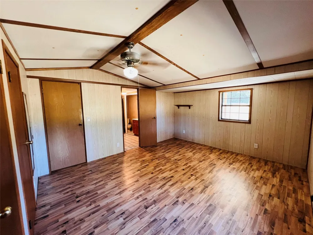6335 Pr 4030 Normangee, TX 77871