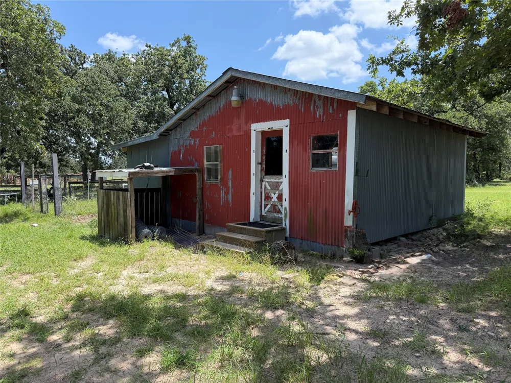 6335 Pr 4030 Normangee, TX 77871