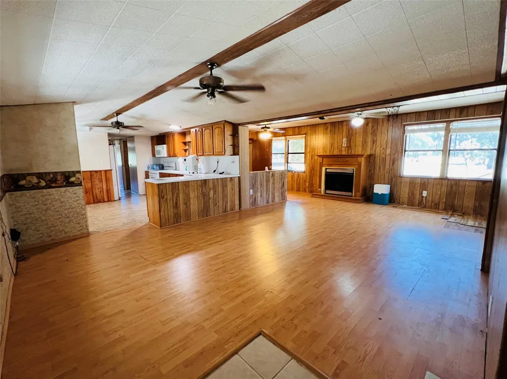 6335 Pr 4030 Normangee, TX 77871