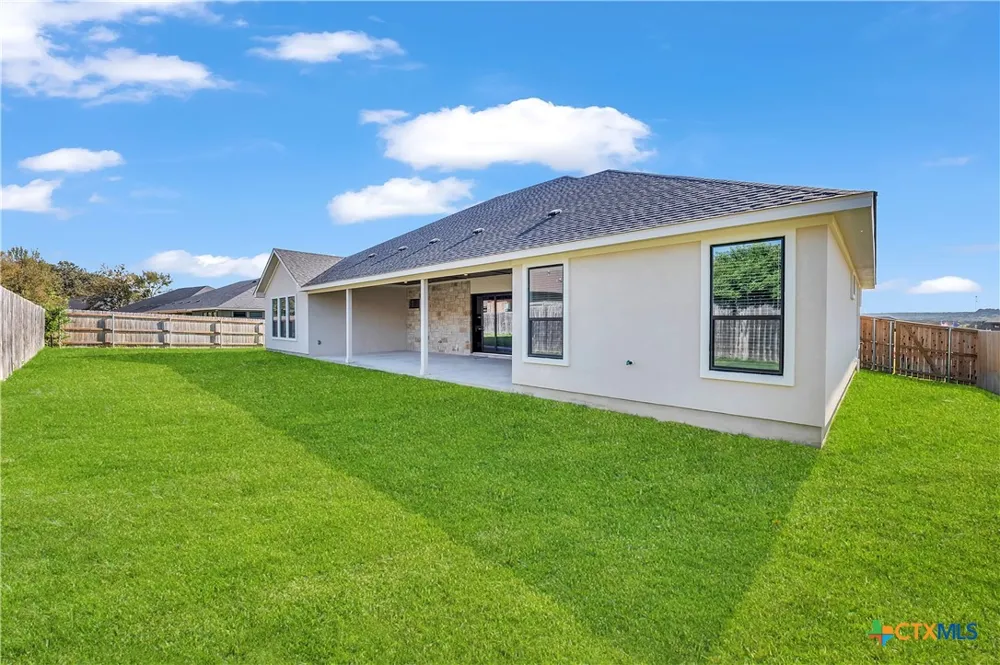 3061 Bella Vita Drive Nolanville, TX 76559